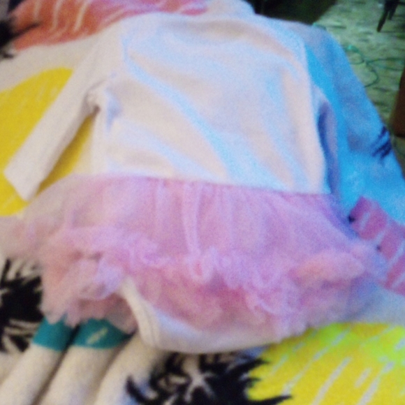 baby outfit and tutu - Picture 2 of 2